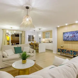 https://picasso-2-luxury.1costadelsol.com